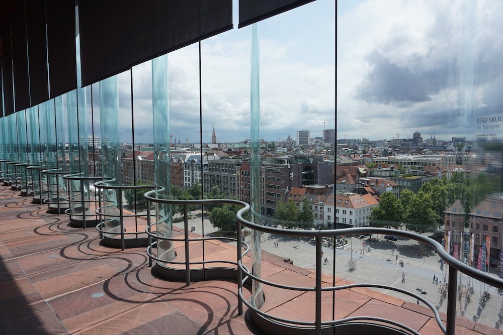Panoramisch uitzicht over Antwerpen vanaf het MAS, Museum aan de Stroom.
