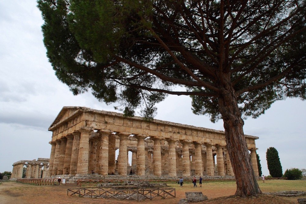 Tempel van Neptunus (in het Grieks Poseidon) Paestum, Italië