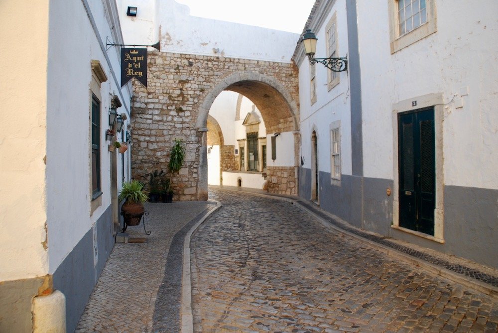 De toegangspoort tot de Algarve: Faro, Portugal