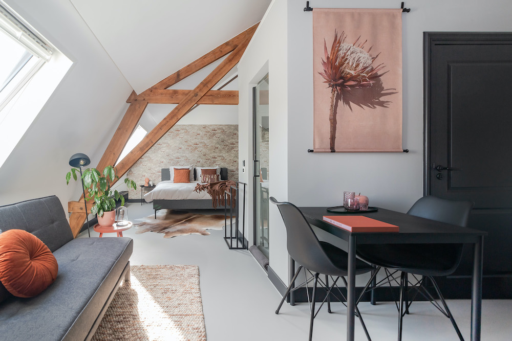 Comfy Loft bij Bed and Breakfast De Oude Dorpsslagerij in Nuth, Zuid Limburg